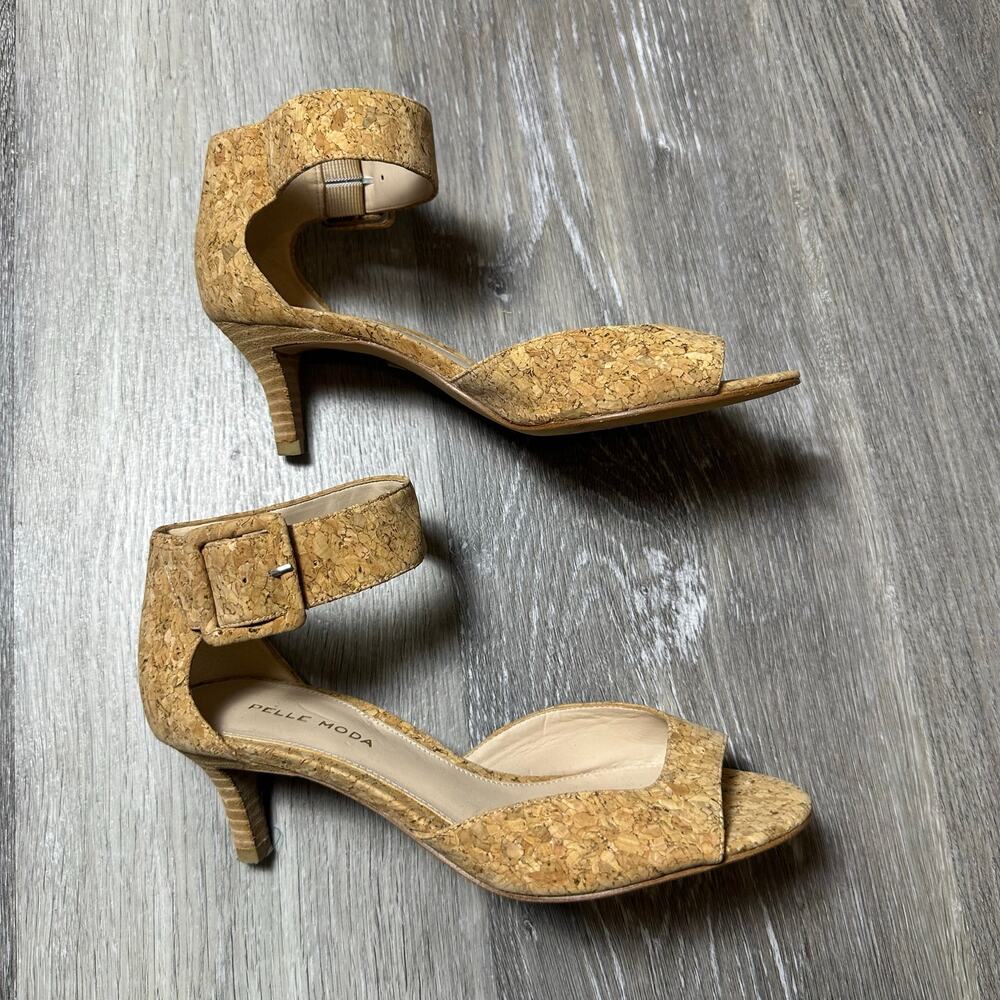 Pelle Moda Cork Kitten Heels - Picture 4 of 7